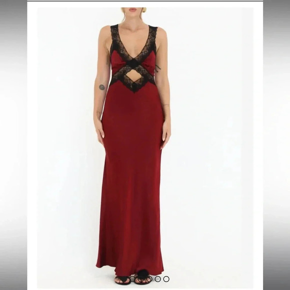 Rumored Dresses & Skirts - Rumored Crossroads Maxi Dress Garnet XS NWT